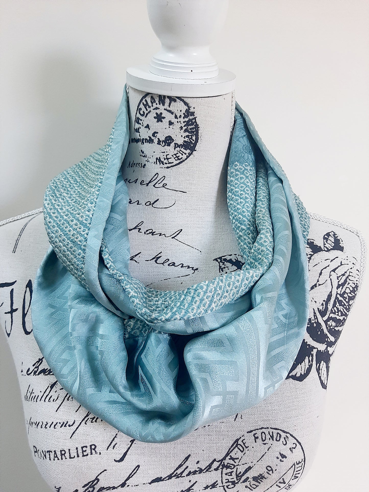 Vintage kimono silk snood
