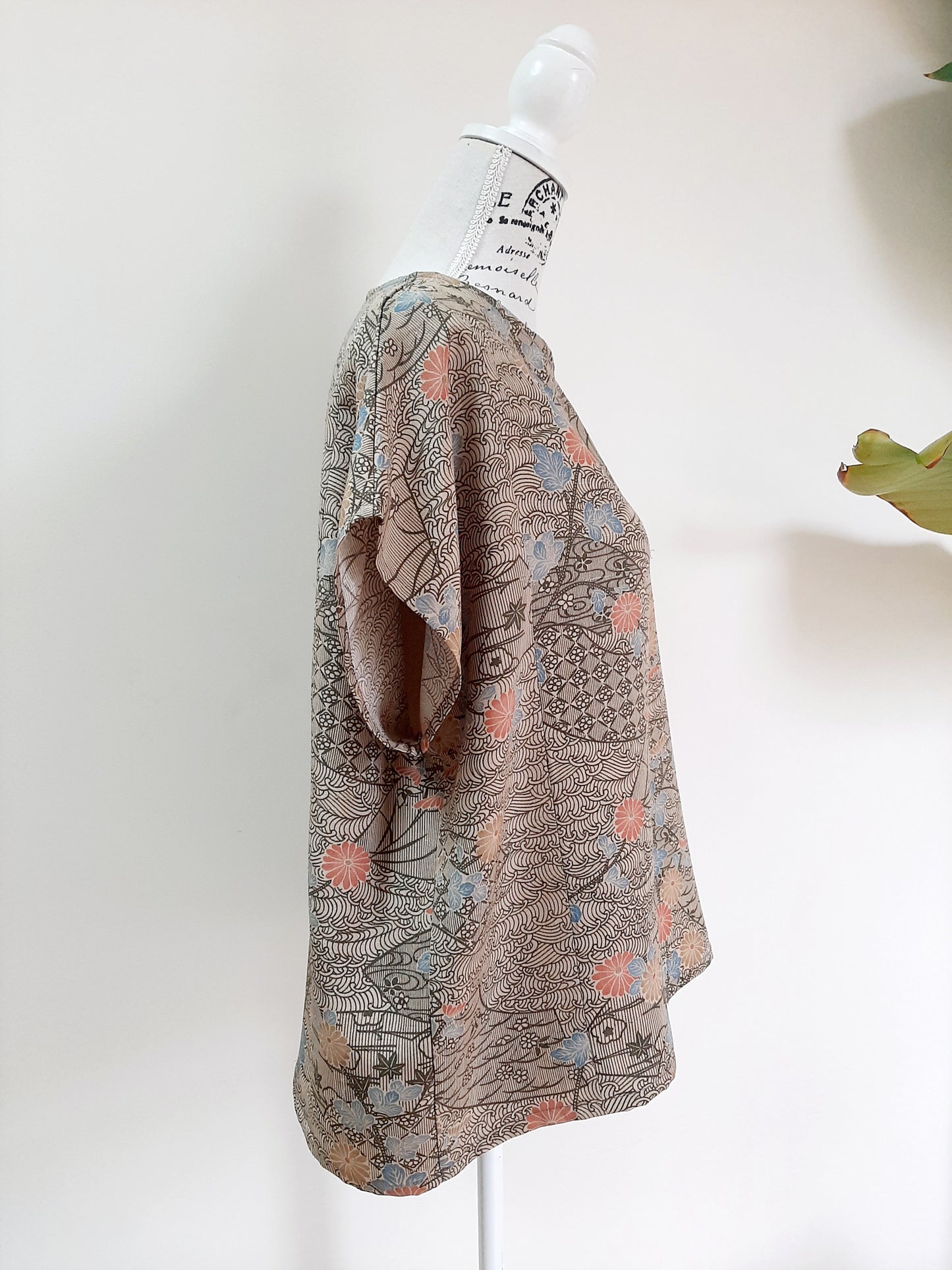 Vintage kimono silk top