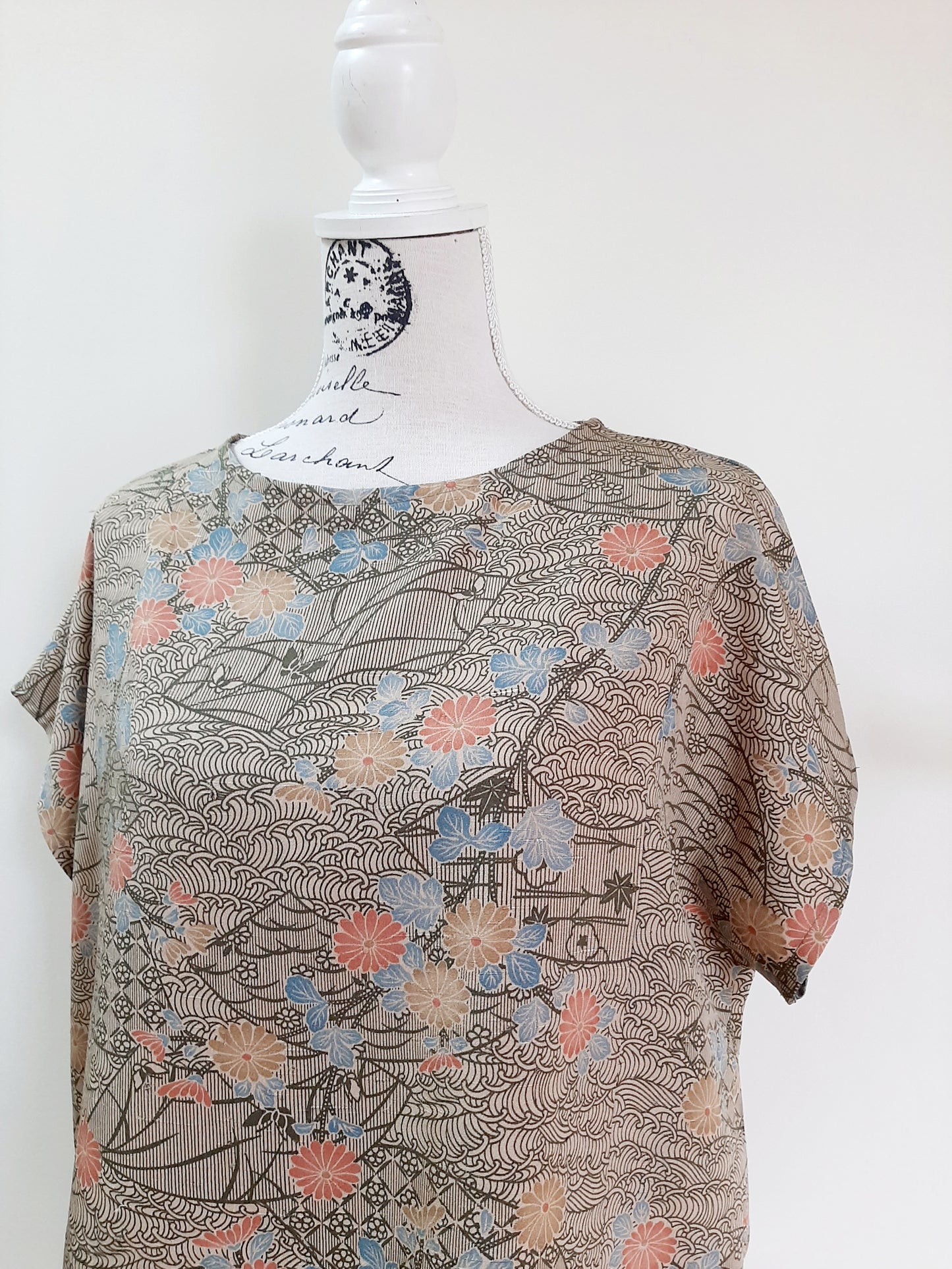 Vintage kimono silk top