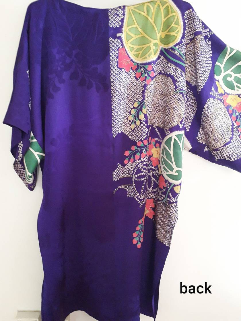 Side slits vintage kimono silk tunic dress