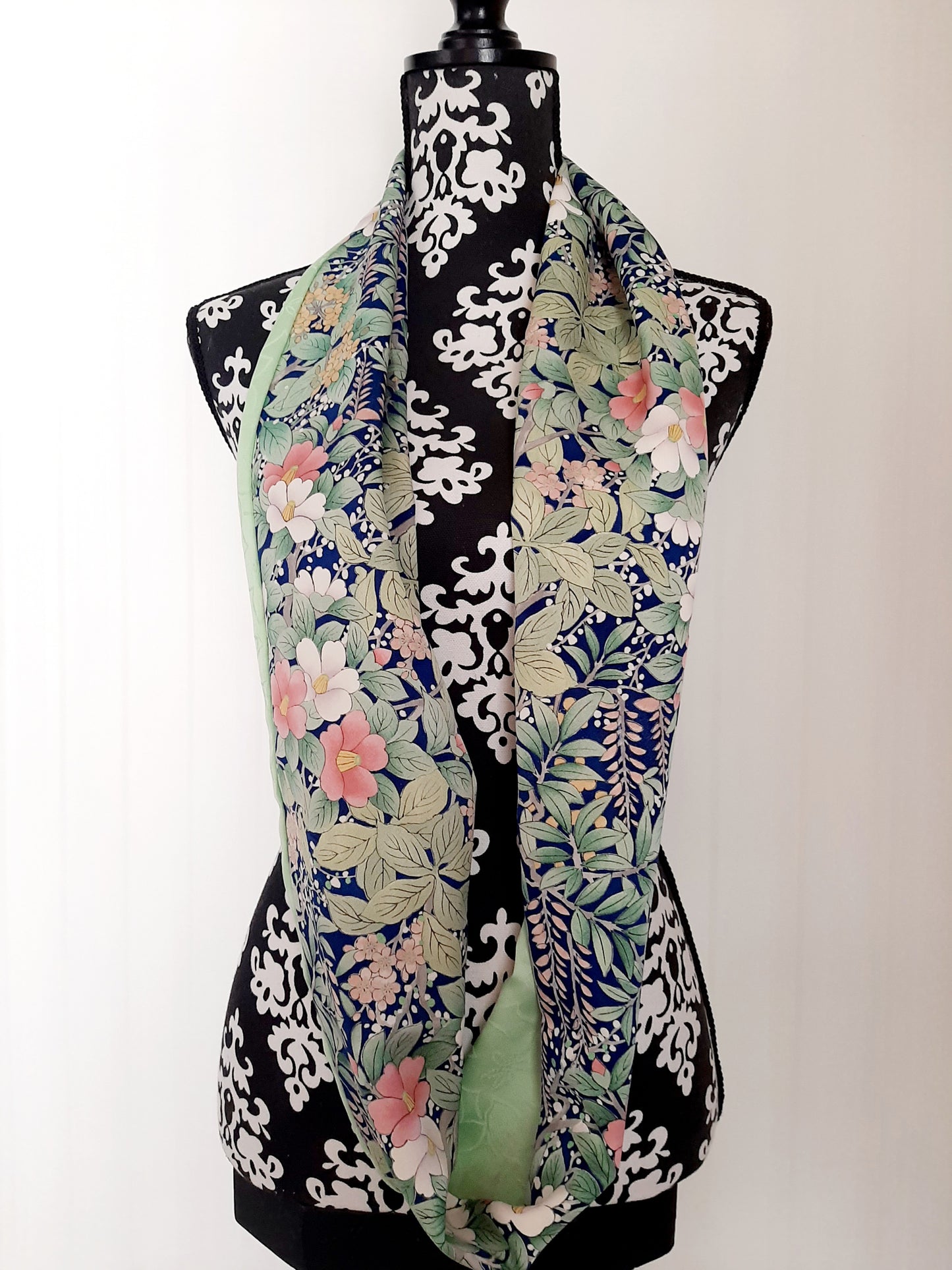 Vintage kimono silk snood