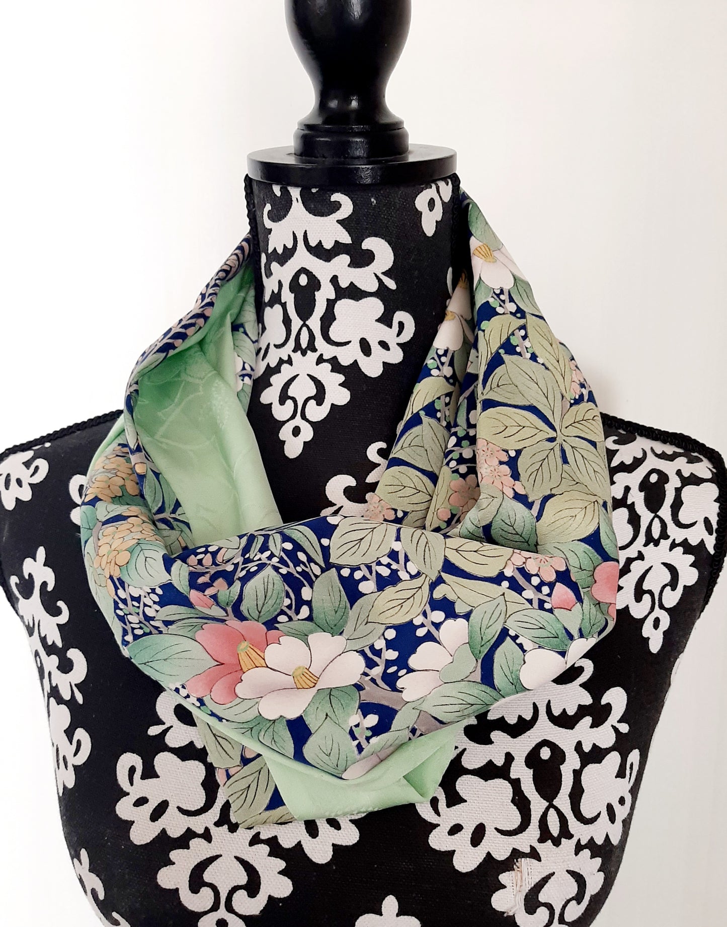 Vintage kimono silk snood