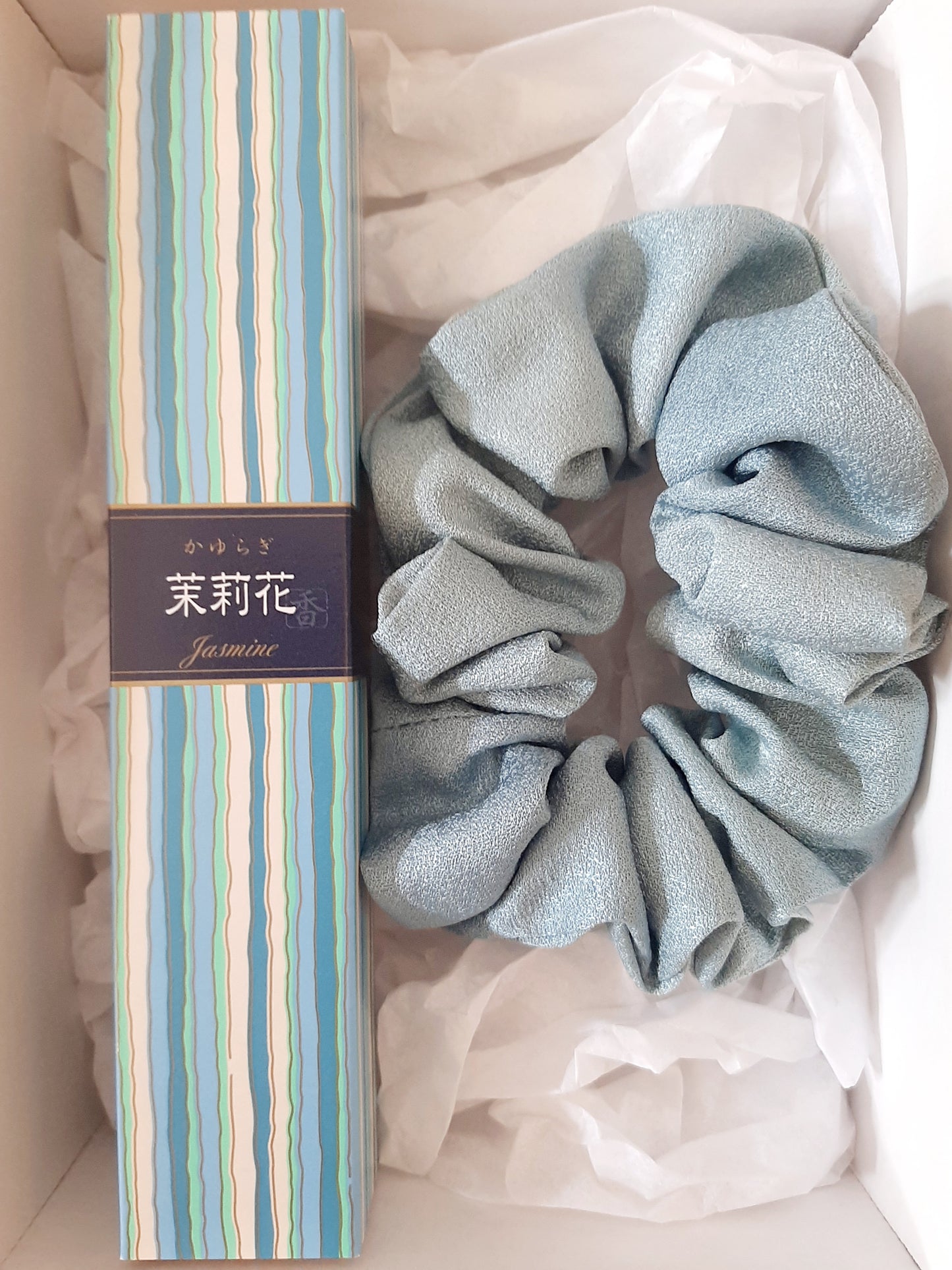 GIFT SET Japanese incense sticks- Jasmine & vintage kimono silk scrunchie