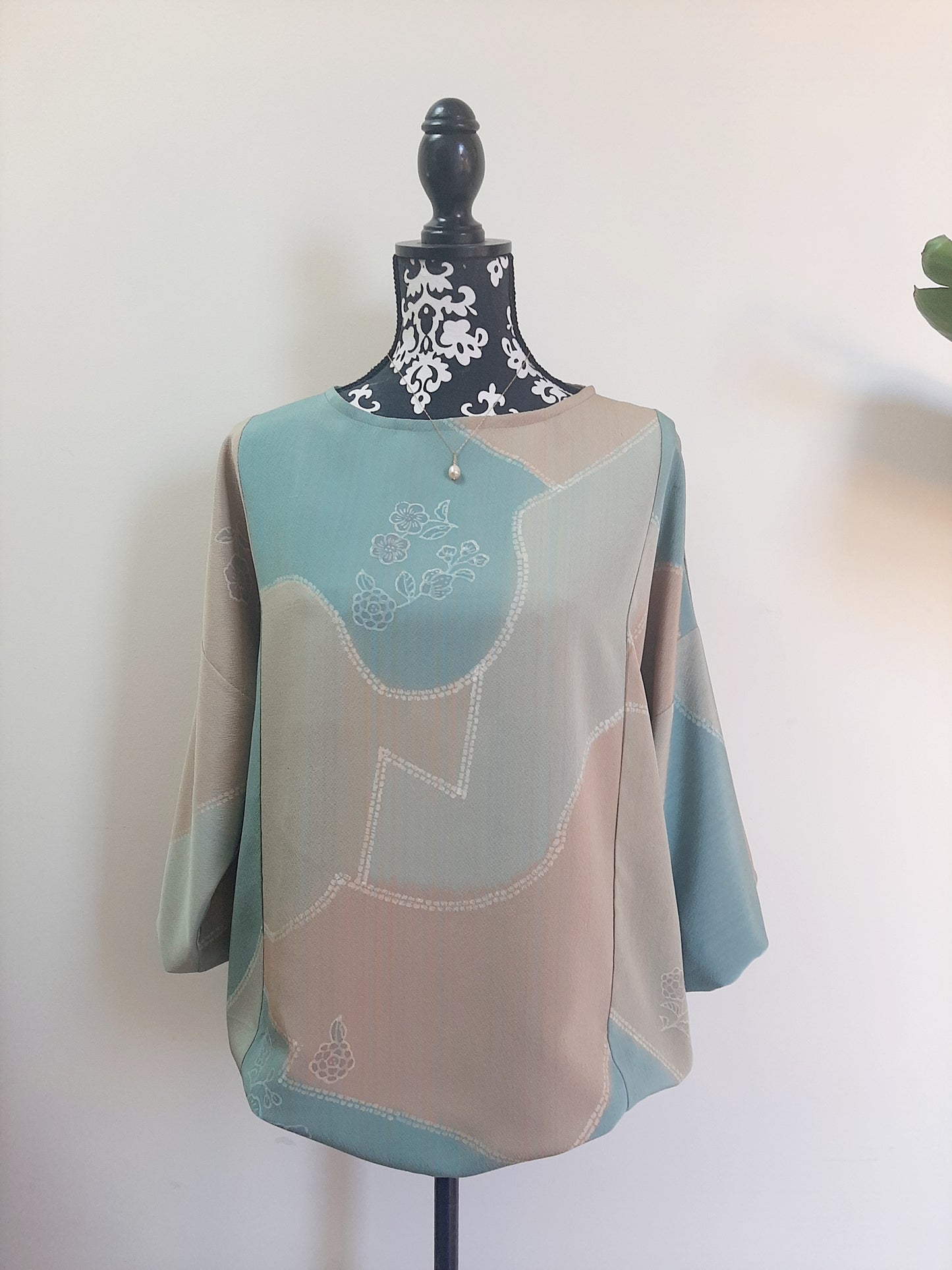 Vintage kimono Silk top