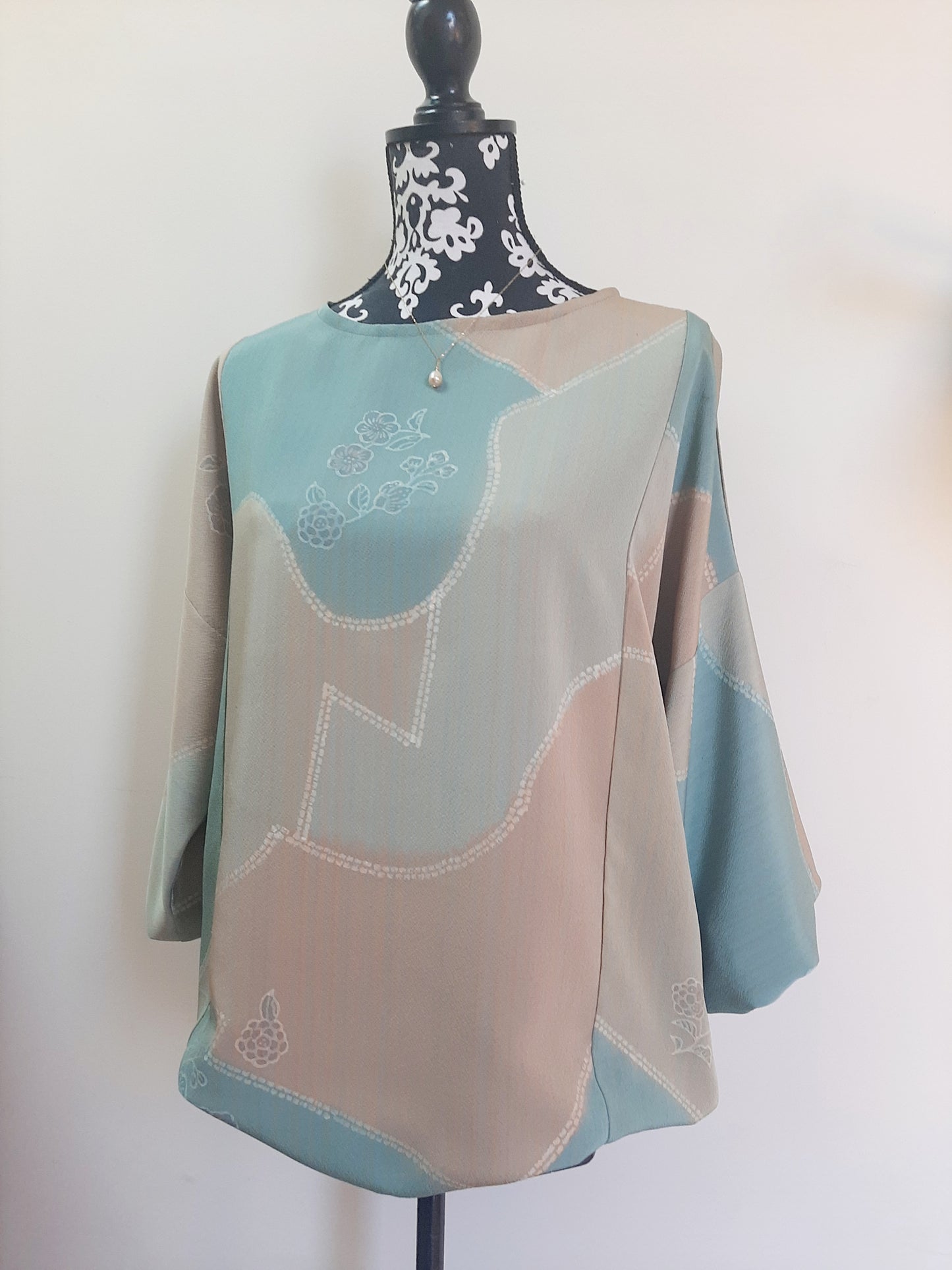 Vintage kimono Silk top