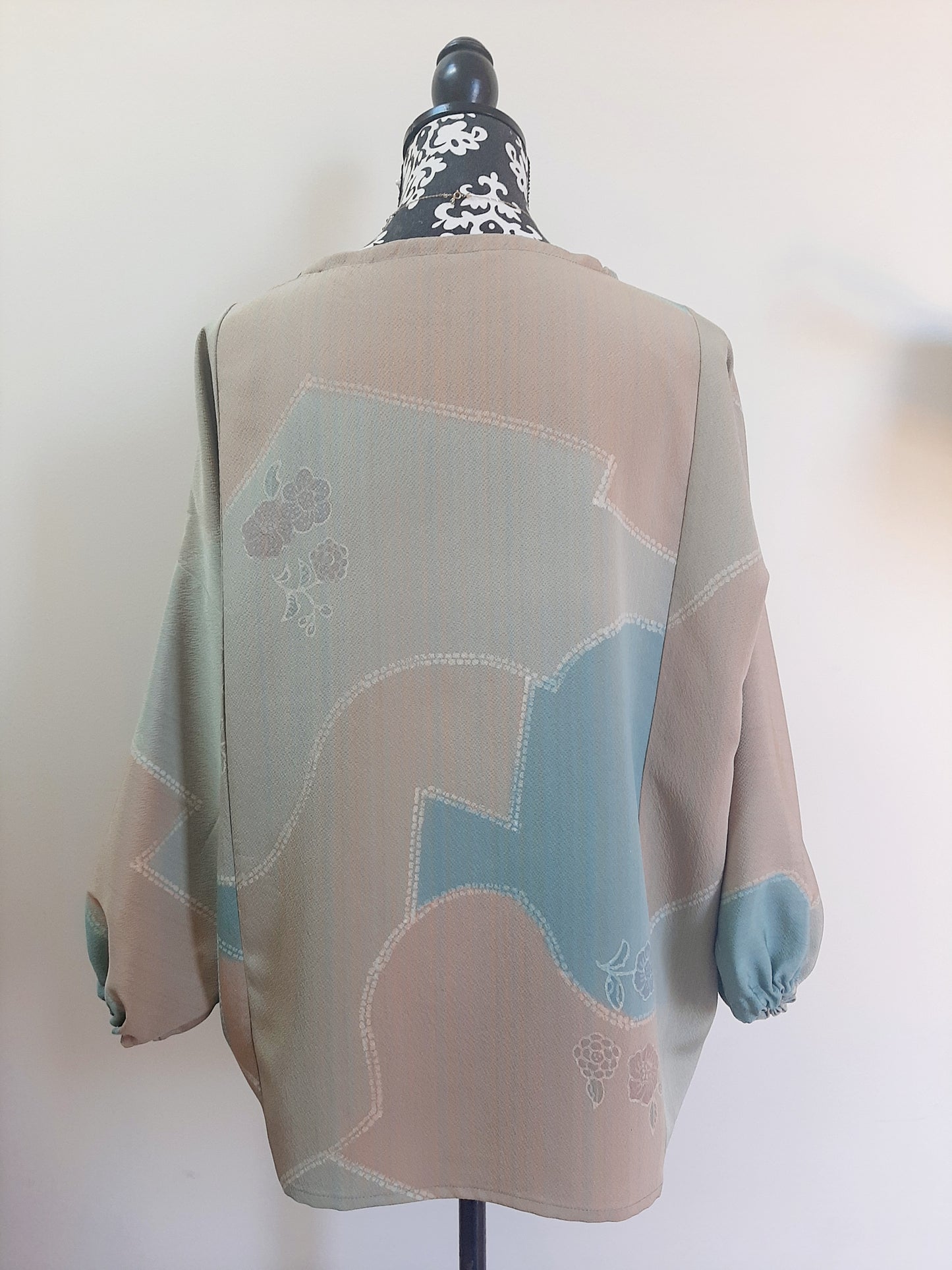 Vintage kimono Silk top