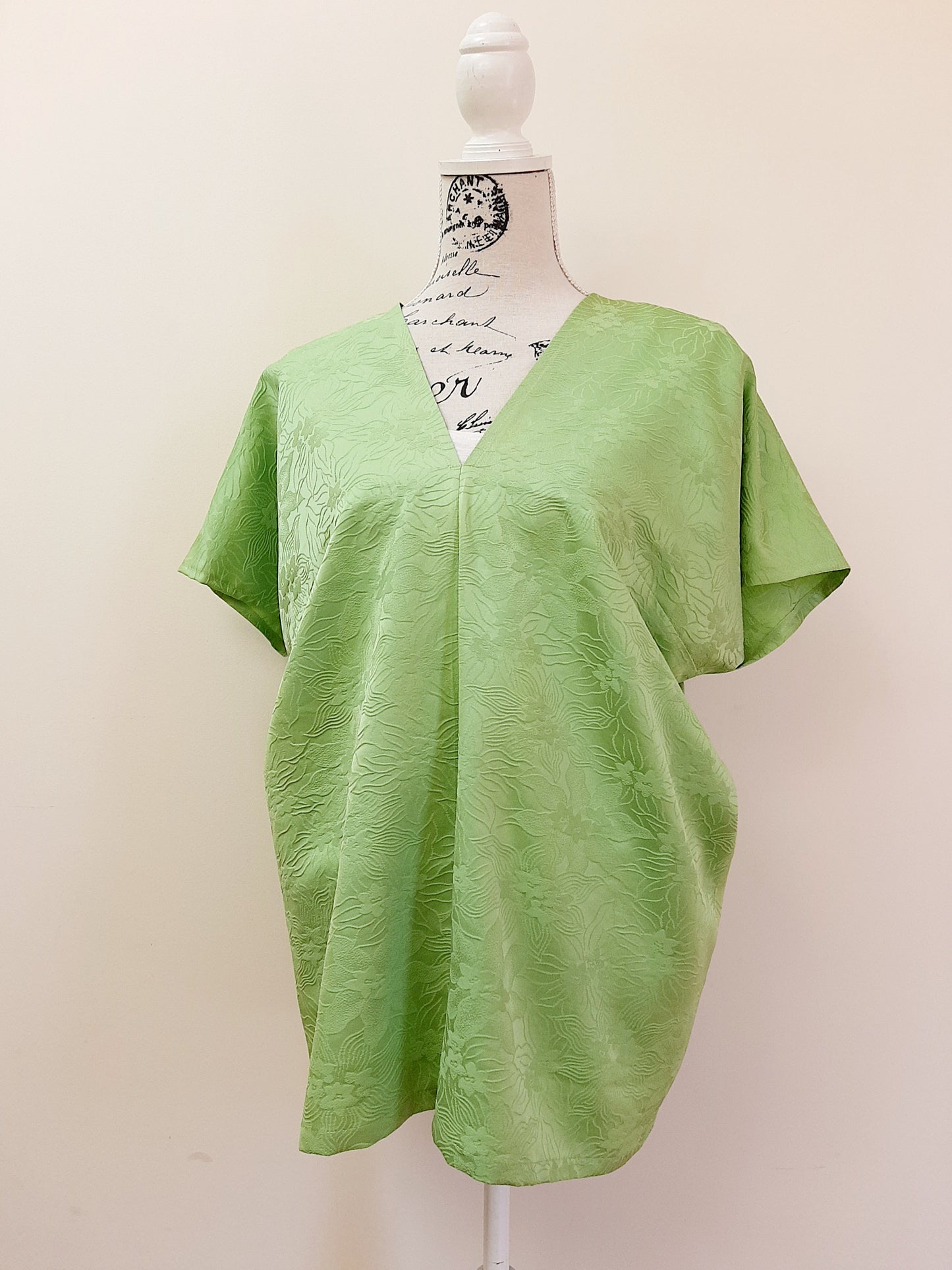 Vintage kimono silk top