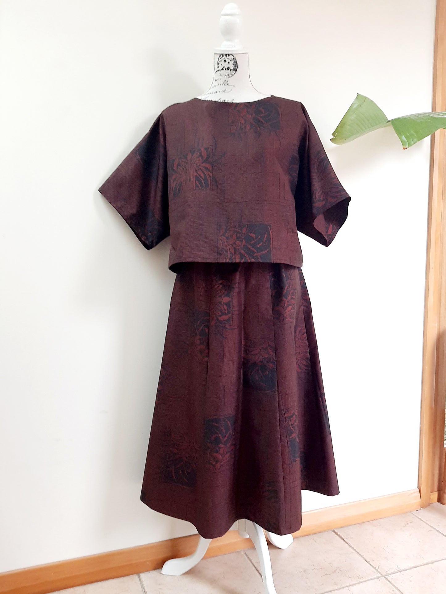 Vintage kimono silk skirt