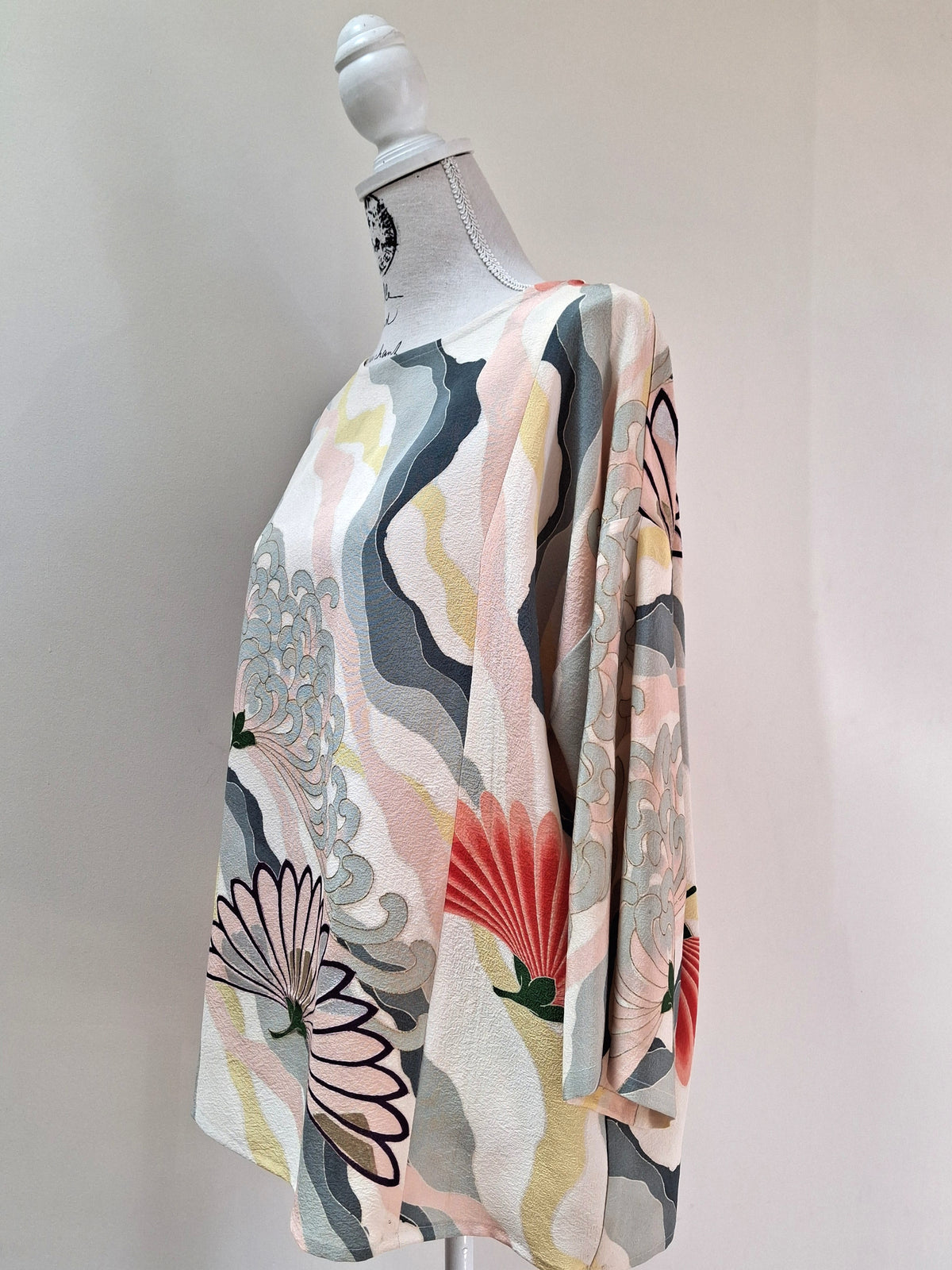 Vintage kimono silk top