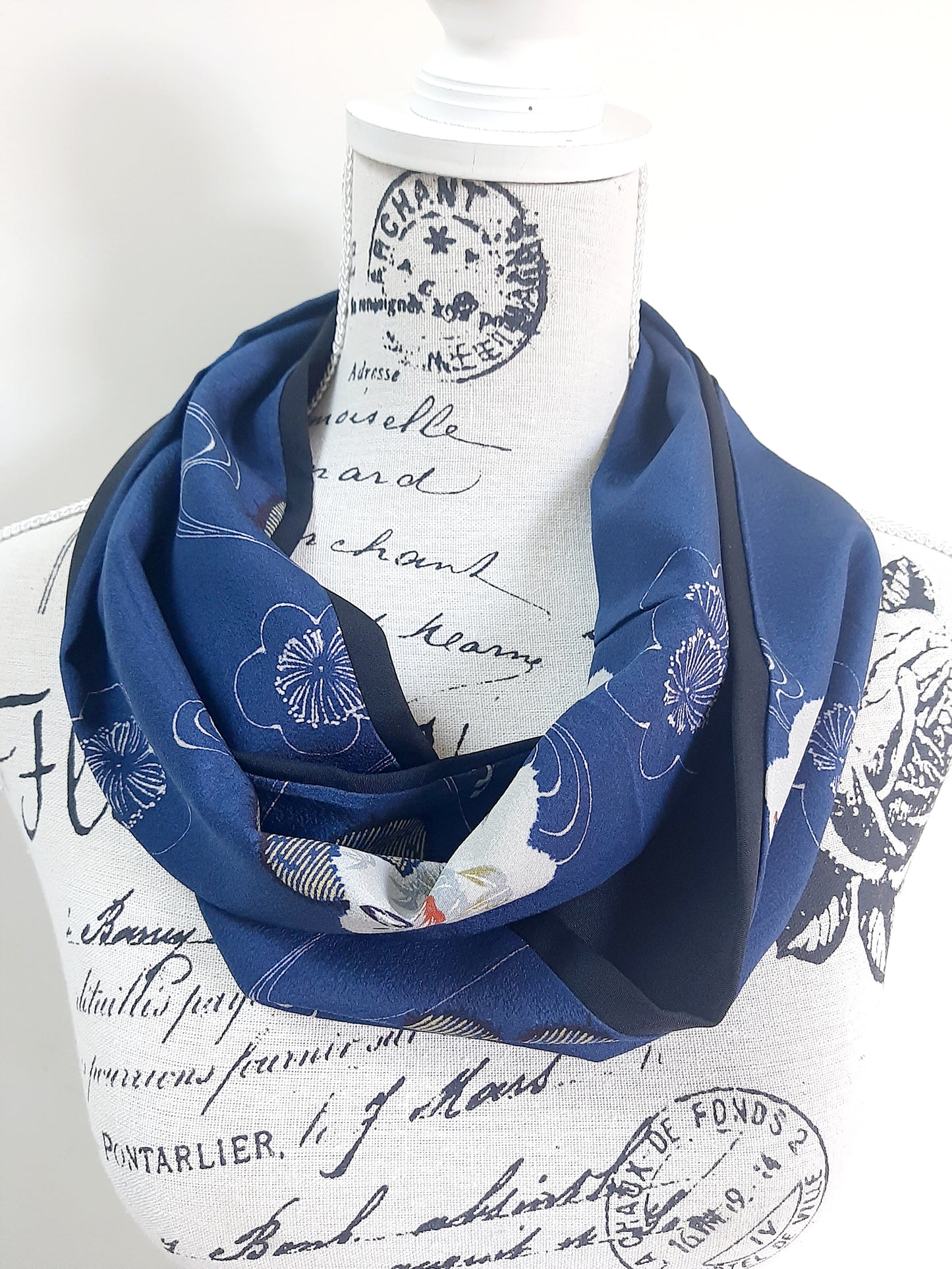 Vintage kimono silk snood