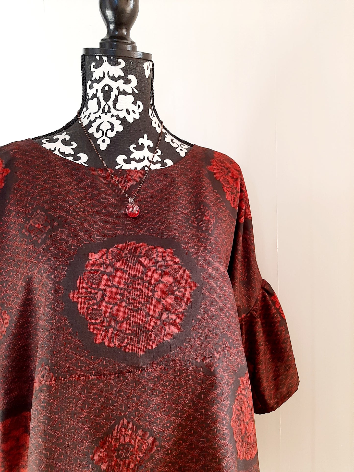 Vintage kimono silk top with frilled sleeves