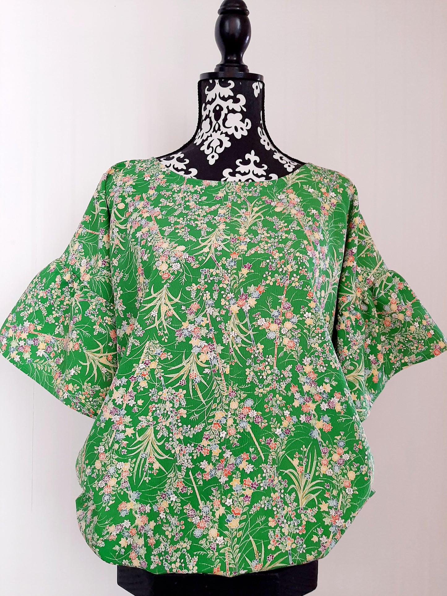 Vintage Kimono silk top