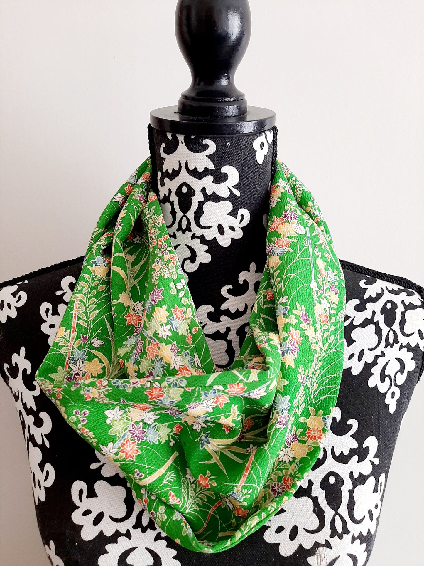 Vintage kimono silk snood