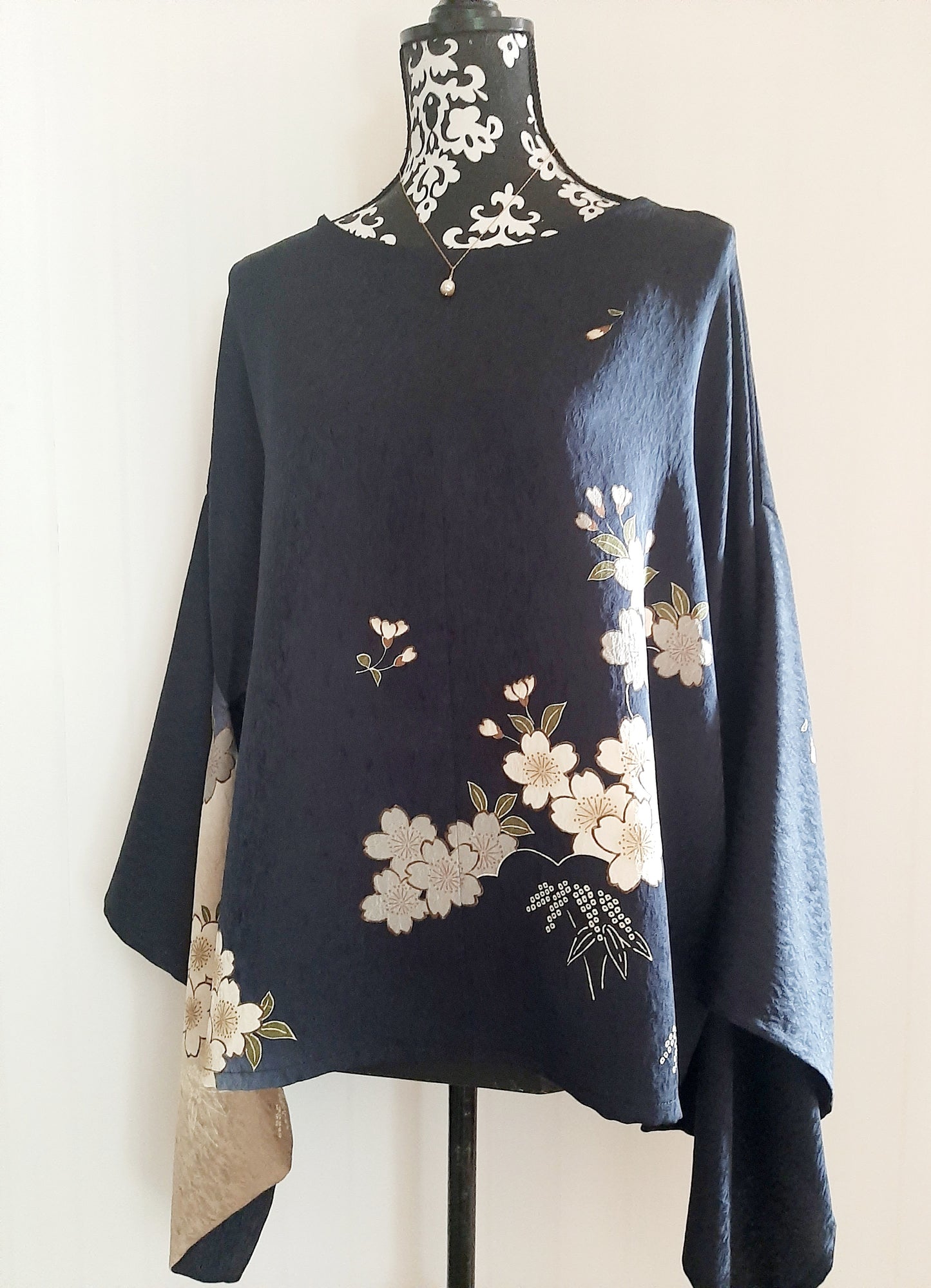 Vintage kimono Silk top