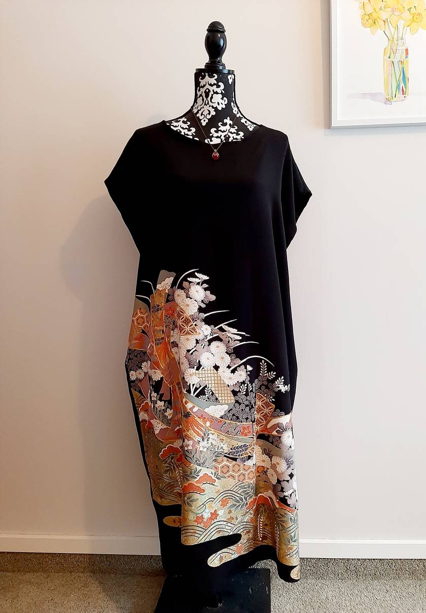 Vintage Kuro-tomesode kimono silk dress