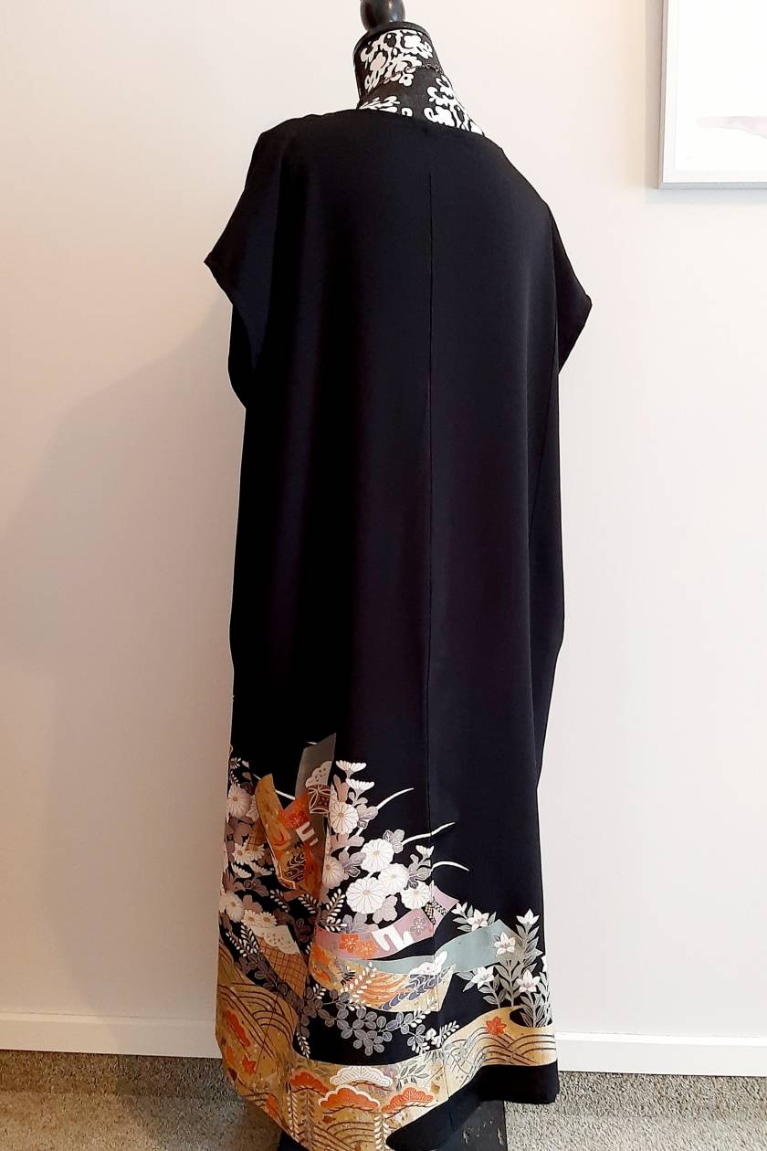 Vintage Kuro-tomesode kimono silk dress