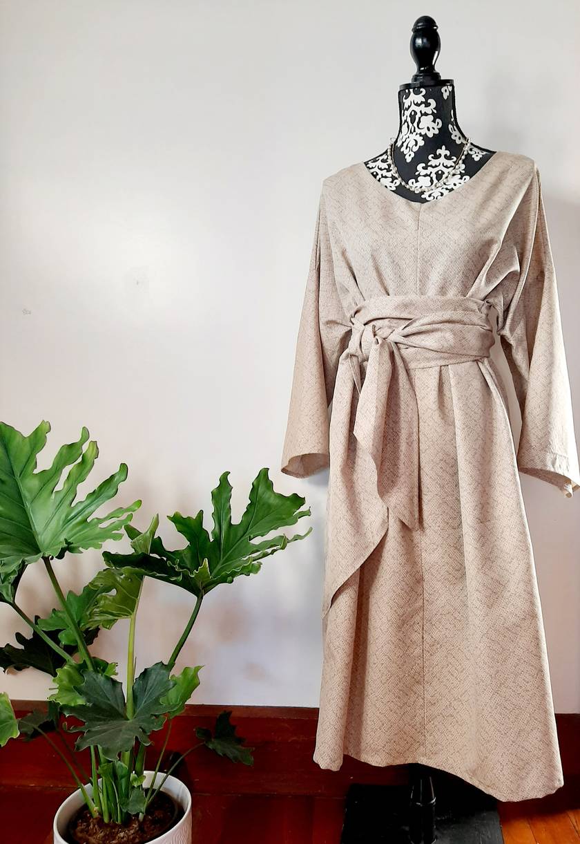 Vintage kimono silk dress with wide sash belts